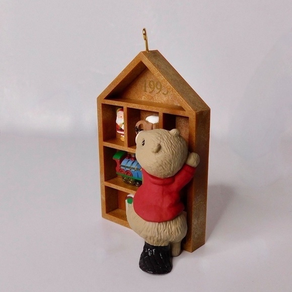 HALLMARK 1995 Keepsake Ornament Collector’s Club Christmas Collecting Memories - Picture 4 of 14